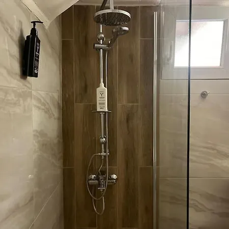 Kona Thasos 利迈纳里亚